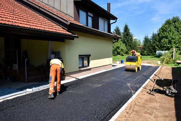 Cost of Blacktopping Service in Ringgold