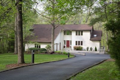 Modern Residential Driveway