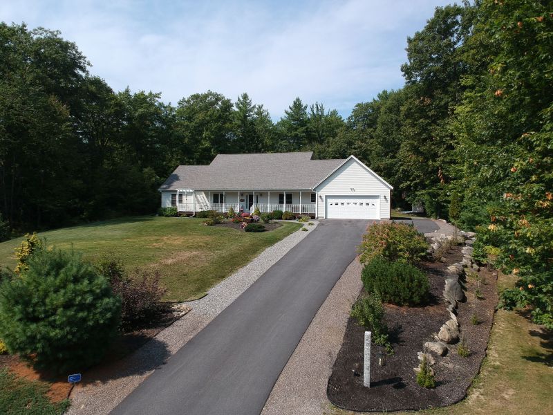 Driveway with Clear Borders